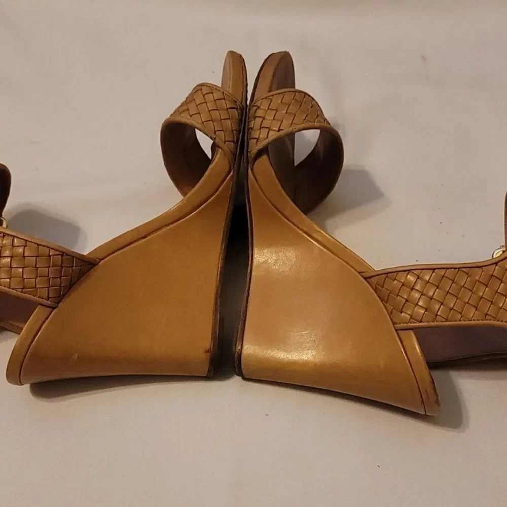 Alejandro ingelmo wedges size 37‎